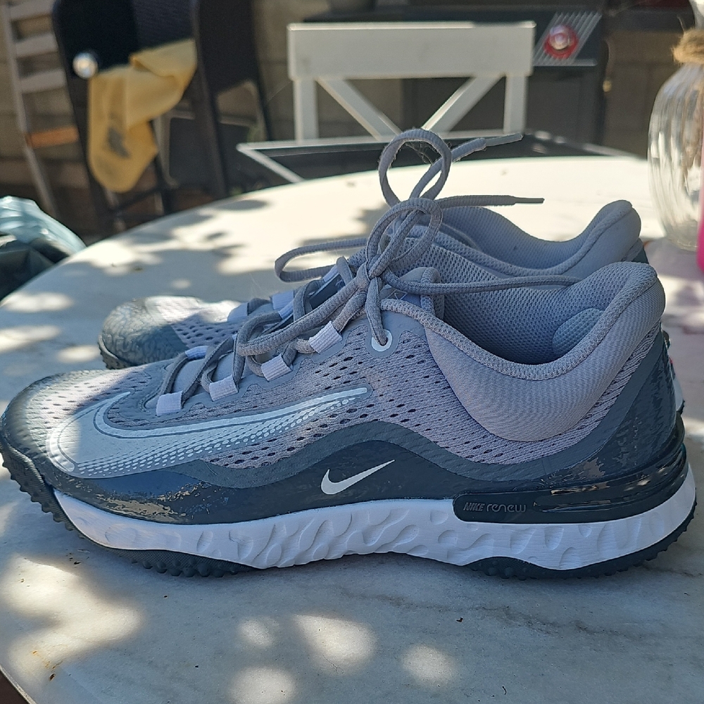 Nike Kids Gray and Black Sneakers